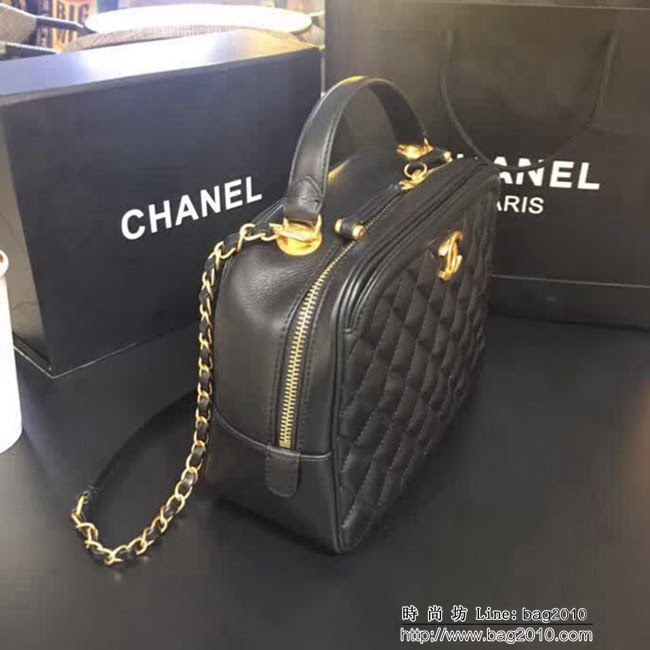 香奈兒CHANEL 57906 正品開發2018新款化妝包手提肩背鏈條包 DSC2107